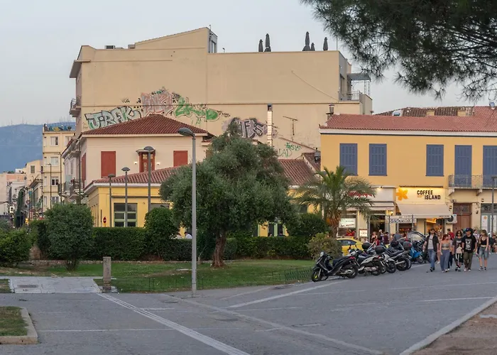 Luxury 1Br Flat In The Heart Of Athens